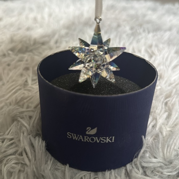 Ornament Star Shimmer - Picture 2 of 3